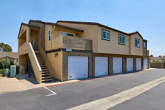 5022 Los Morros Way Oceanside, CA 92057