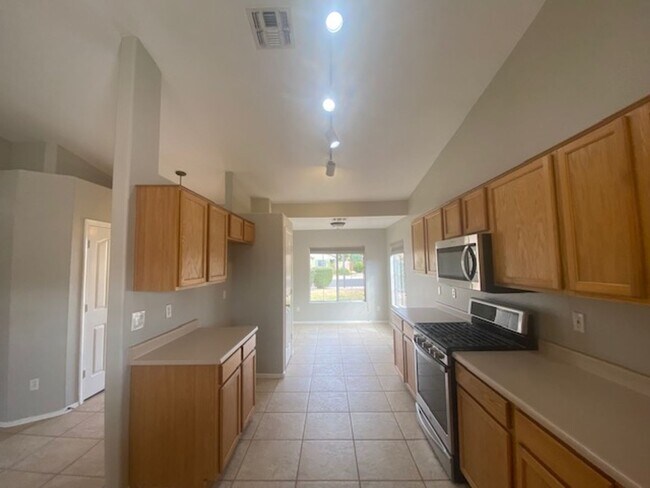 3605 E Woodside Way Gilbert, AZ 85297 photo 5