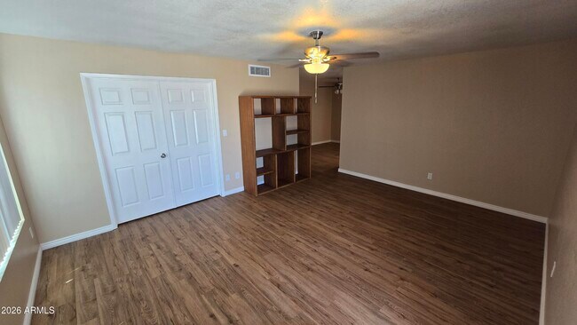 5128 W Surrey Ave Glendale, AZ 85304 photo 5