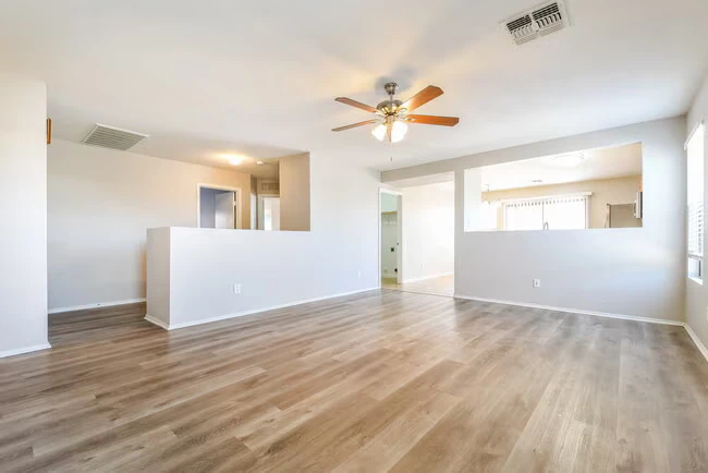 1006 S Clancy Cir Mesa, AZ 85208 photo 4