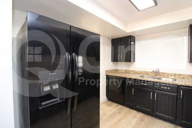2938 E Concho Ave Mesa, AZ 85204 photo 4