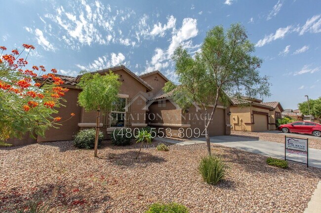 18295 W Saguaro Ln Surprise, AZ 85388 photo 2