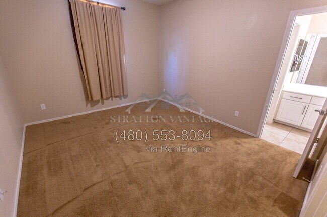 18295 W Saguaro Ln Surprise, AZ 85388 photo 5