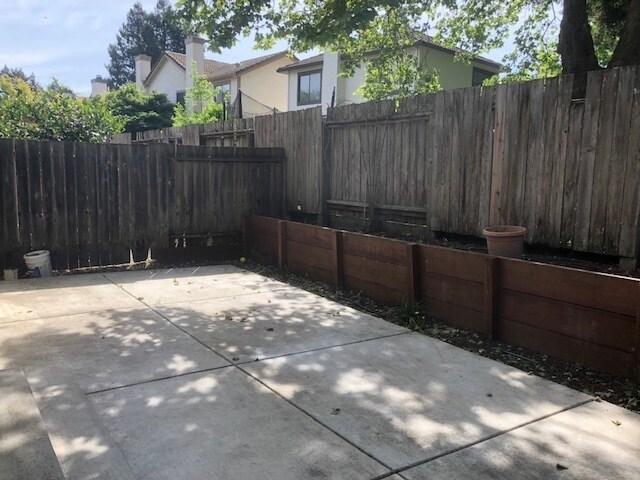 80 Francis Cir Rohnert Park, CA 94928 photo 4