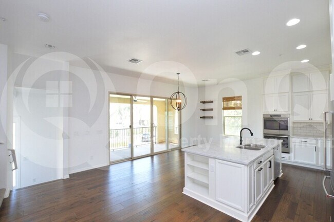 7055 W Linda Ln Chandler, AZ 85226 photo 4