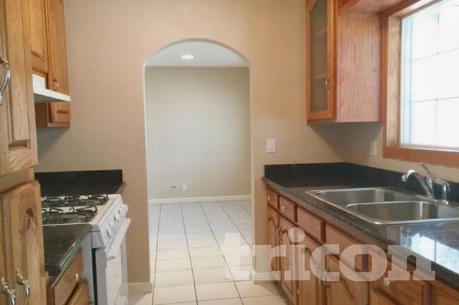1036 Nightingale Ct Fairfield, CA 94533 photo 3