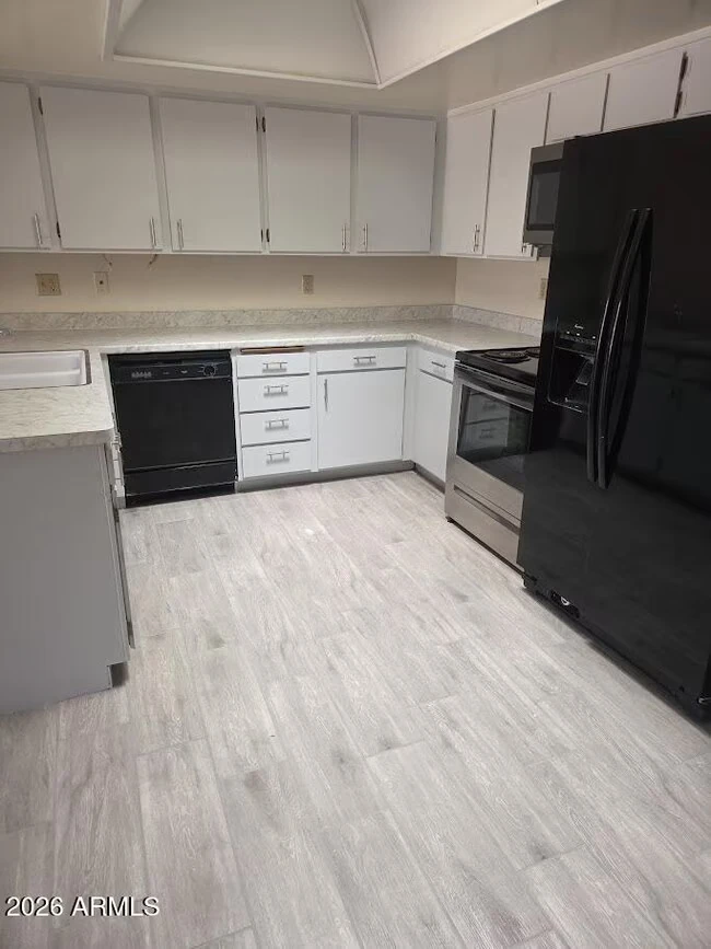 11226 S Tomi Dr Phoenix, AZ 85044 photo 4