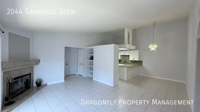 2044 Gabrielle Glen Escondido, CA 92029 photo 5