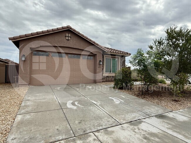 3819 S 65th Ave Phoenix, AZ 85043 photo 2
