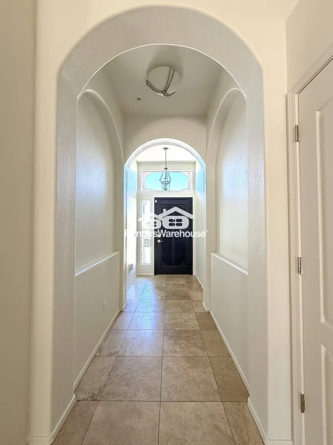 8757 E Avalon Dr Scottsdale, AZ 85251 photo 3