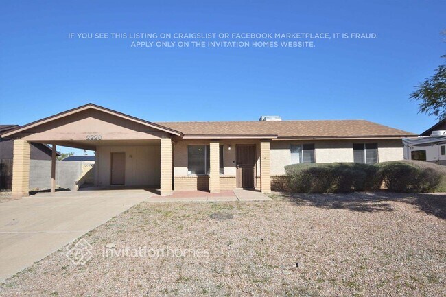 2220 W Oraibi Dr