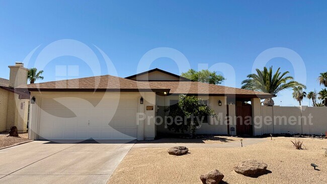 827 N 86th Way Scottsdale, AZ 85257 photo 2