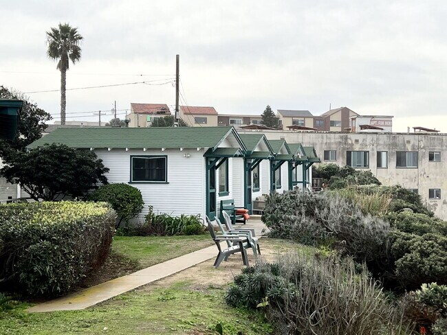 5075 Niagara Ave San Diego, CA 92107 photo 2