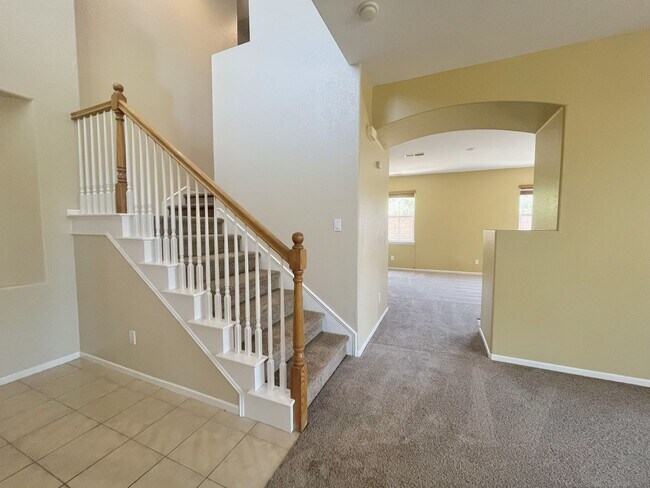 613 Bush Ln San Marcos, CA 92069 photo 2