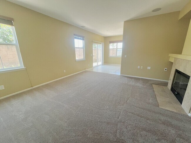 613 Bush Ln San Marcos, CA 92069 photo 4