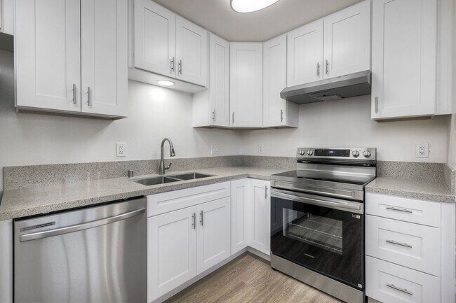 2x1.5 Townhome E-12 floor plan