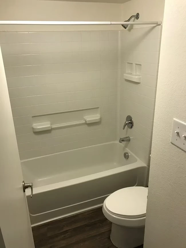 Alta Vista Village photo 5