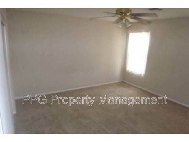 11796 W Dahlia Dr El Mirage, AZ 85335 photo 5