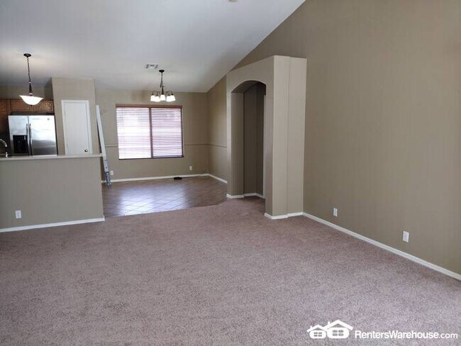 10721 E Emerald Ave Mesa, AZ 85208 photo 3