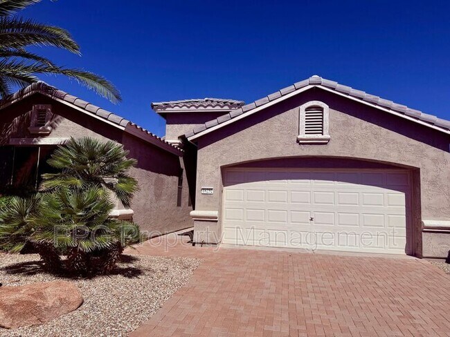 18252 W Buena Vista Dr Surprise, AZ 85374 photo 2