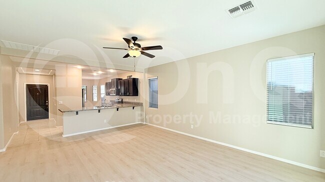 862 East Gold Dust Way San Tan Valley, AZ 85143 photo 5