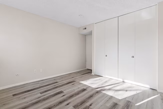 Canyon Rim Apartments photo 3