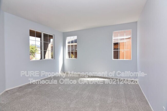 3260 Canyon View Dr Oceanside, CA 92058 photo 4