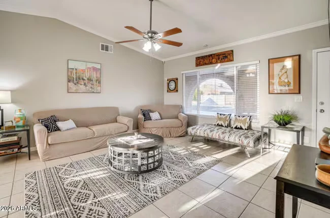 9819 N 67th Dr Peoria, AZ 85345 photo 5
