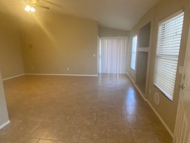1130 N Martingale Rd Gilbert, AZ 85234 photo 5
