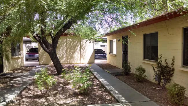 904 W Malibu Dr Tempe, AZ 85282 photo 3