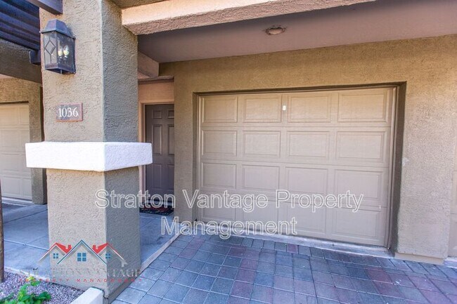 4455 E Paradise Vlg Pkwy S Phoenix, AZ 85032 photo 4