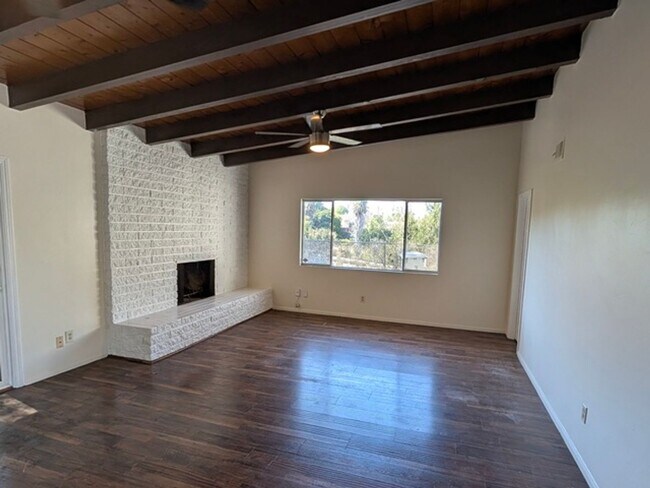 5209 Hewlett Dr San Diego, CA 92115 photo 4