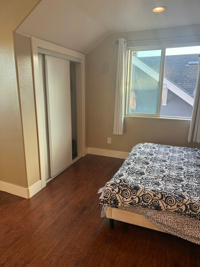 2213-2213 42nd Ave Oakland, CA 94601 photo 5
