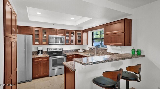 8300 East Vía de Ventura Scottsdale, AZ 85258 photo 5