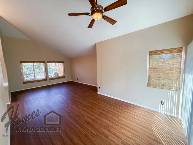 593 Silver Shadow Dr San Marcos, CA 92078 photo 3