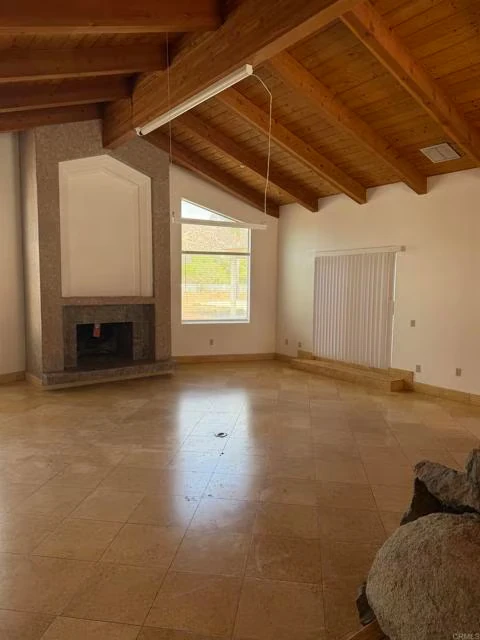 1555 Willow Glen Dr photo 5