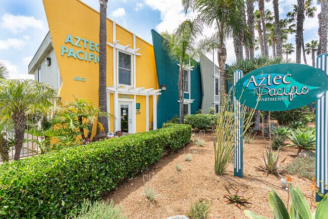 Aztec Pacific Apartments photo 2
