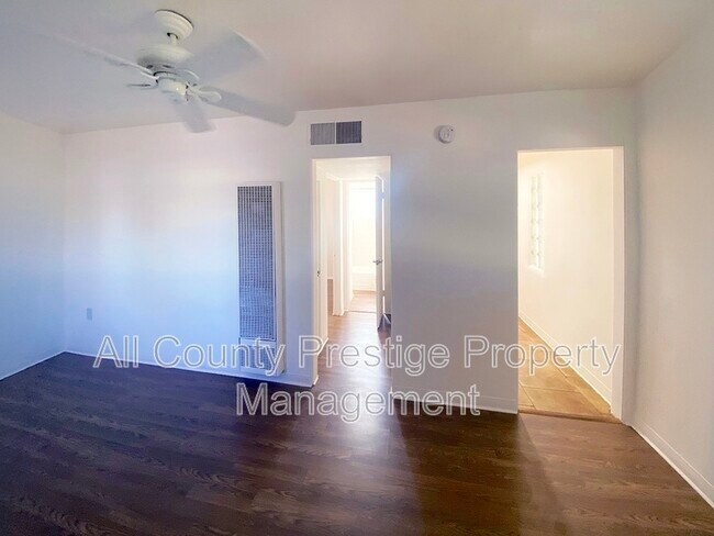 1117 E Whitton Ave Phoenix, AZ 85014 photo 4