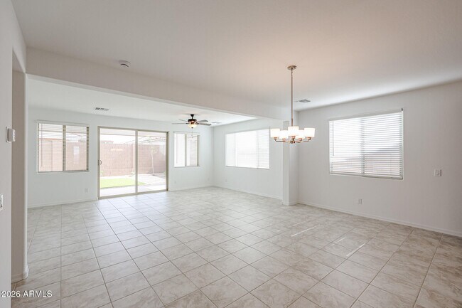 14752 W Smoketree Dr Surprise, AZ 85387 photo 5