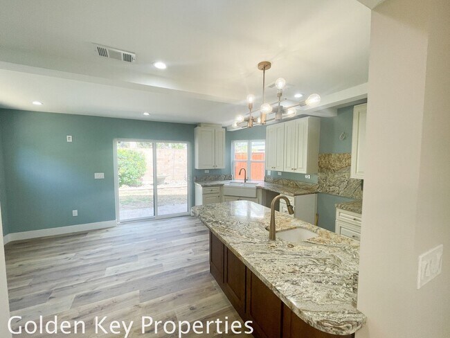 4864 Alondra Way Carlsbad, CA 92008 photo 4
