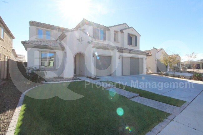 9715 W Patrick Ln Peoria, AZ 85383 photo 3