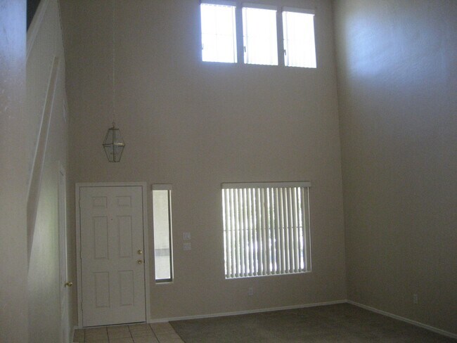 4369 S Hemet St photo 4