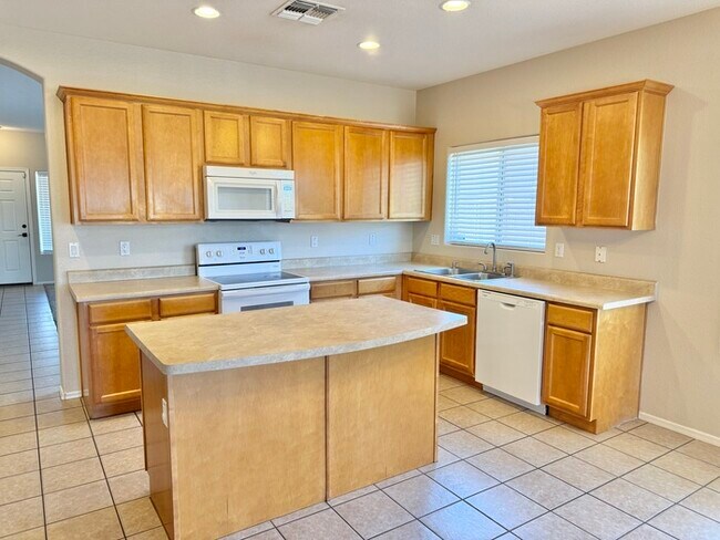 11830 W Washington St Avondale, AZ 85323 photo 3