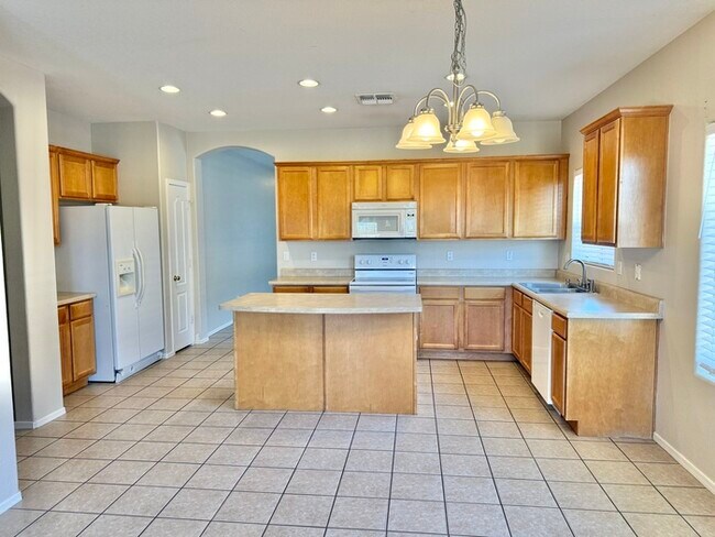 11830 W Washington St Avondale, AZ 85323 photo 2