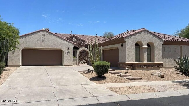 1814 W Calle Escuda photo 3