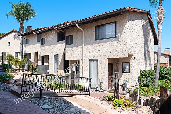 1915 Estrella De Mar Ct Carlsbad, CA 92009