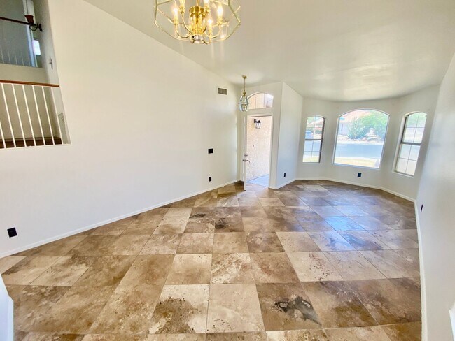 12637 W Cambridge Ave Avondale, AZ 85392 photo 3