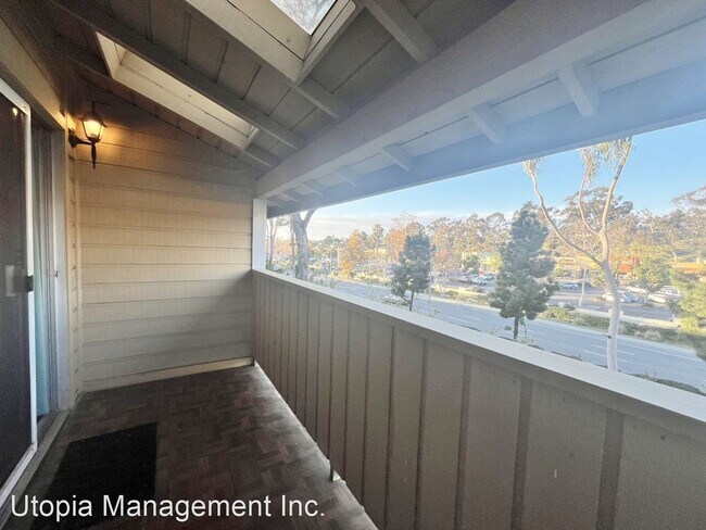 566 Telegraph Canyon Rd Chula Vista, CA 91910 photo 2