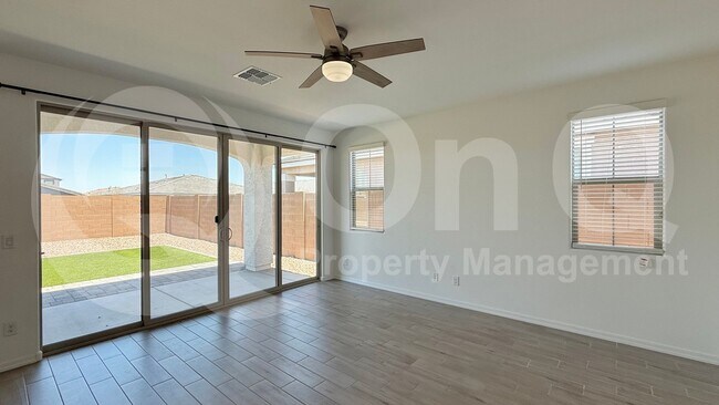 22824 E Roundup Way Queen Creek, AZ 85142 photo 3