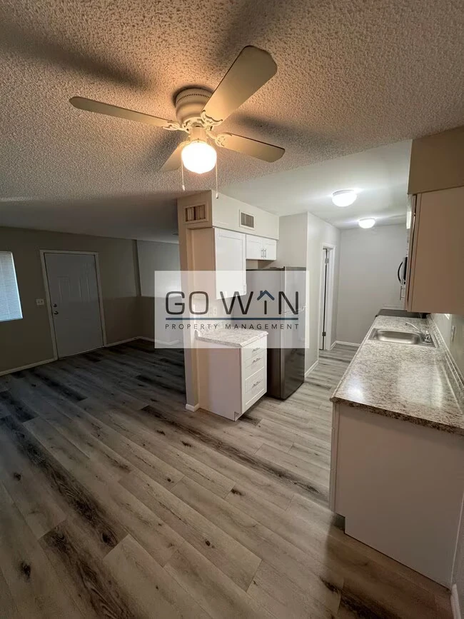 755 W 1st Ave Mesa, AZ 85210 photo 5